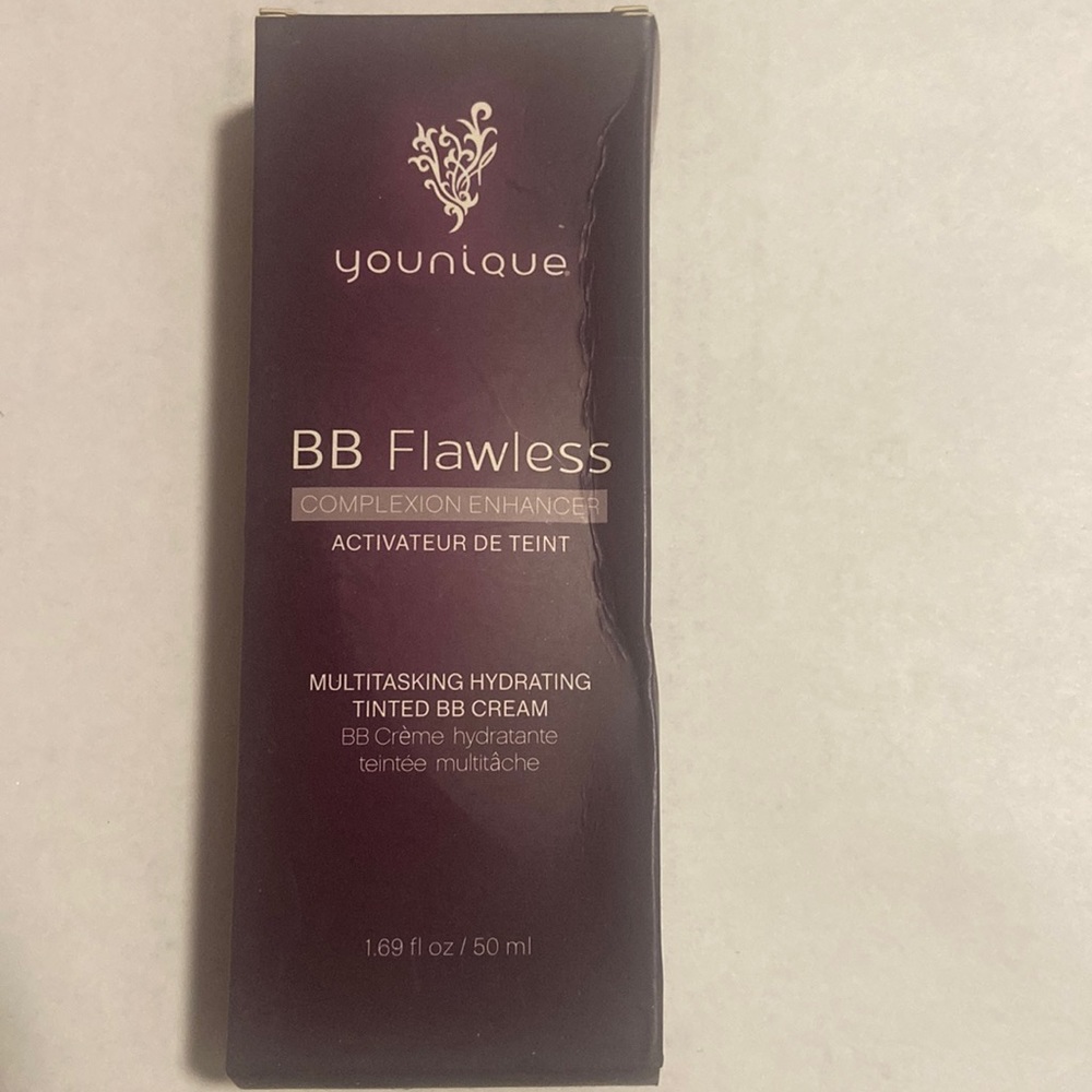 Younique BB Flawless in the Shade Honey